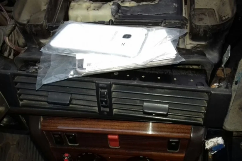 Azərbaycana gizli telefon keçirilməsinin qarşısı alınıb