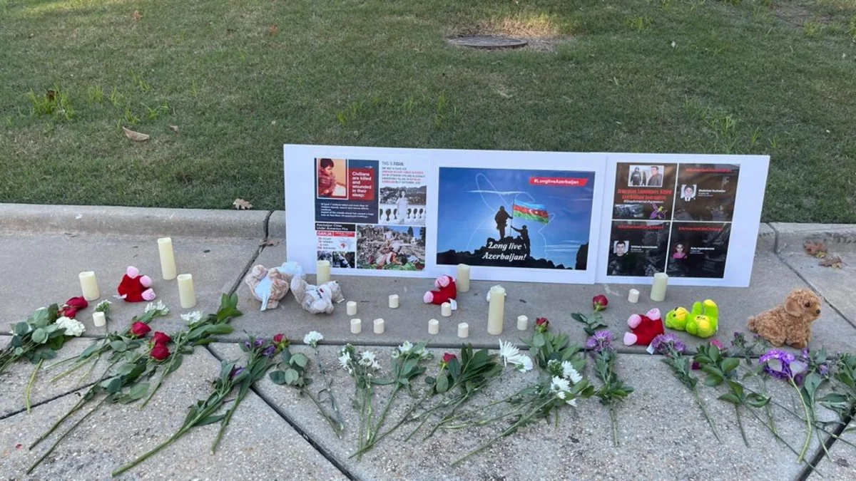 Roli şəhərinin Kapitol binası qarşısında Vətən müharibəsi şəhidləri yad edilib