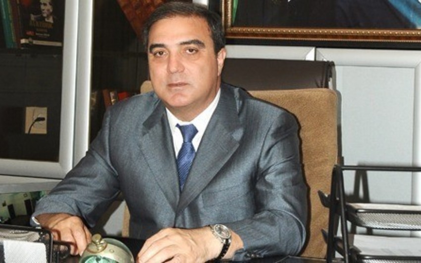 Prezidentin köməkçisi Gəncənin yeni icra başçısını kollektivə təqdim edib