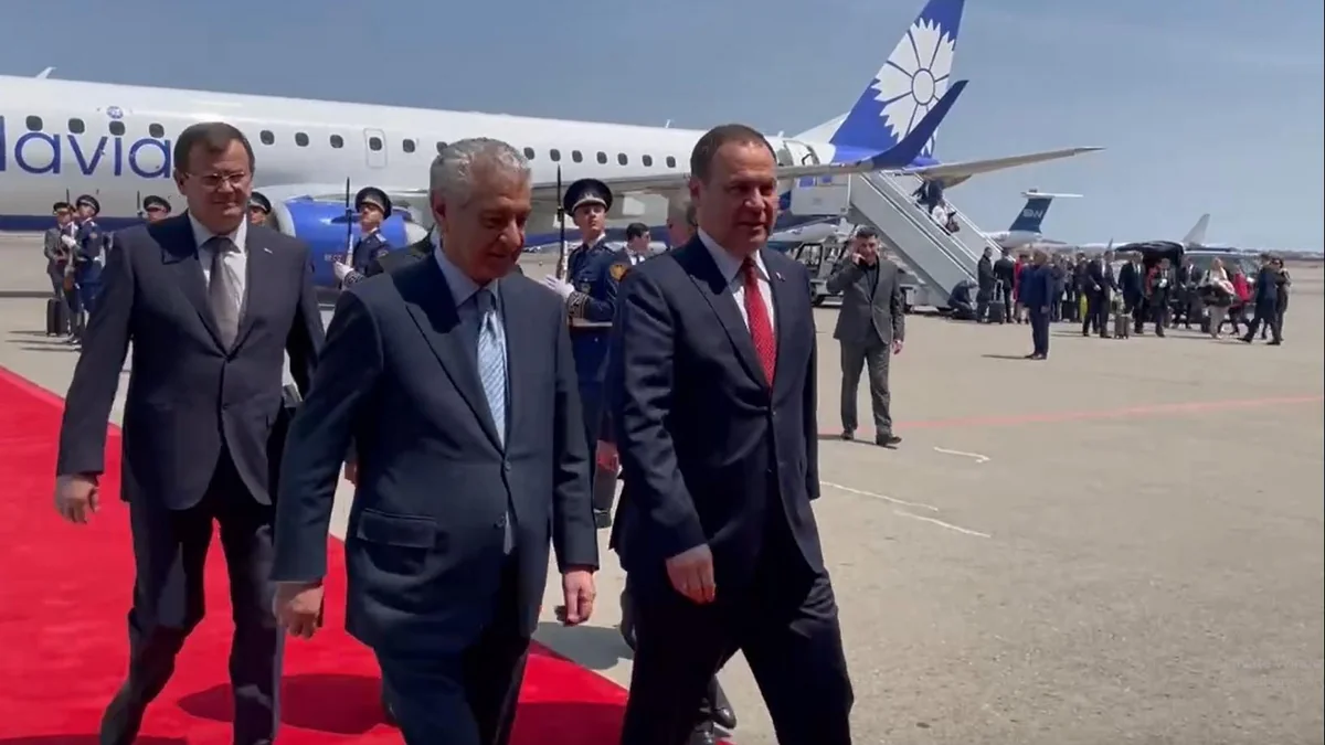 Belarusun Baş naziri Azərbaycana gəlib