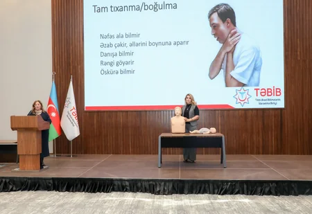 Media nümayəndələrinə “Tibbi savadlılıq” mövzusunda təlim keçirilib