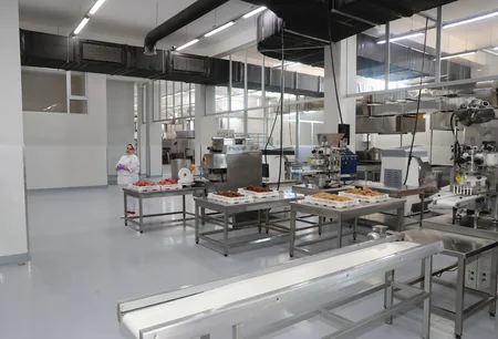 President Ilham Aliyev examines operations of confectionery manufacturing enterprise in Lankaran