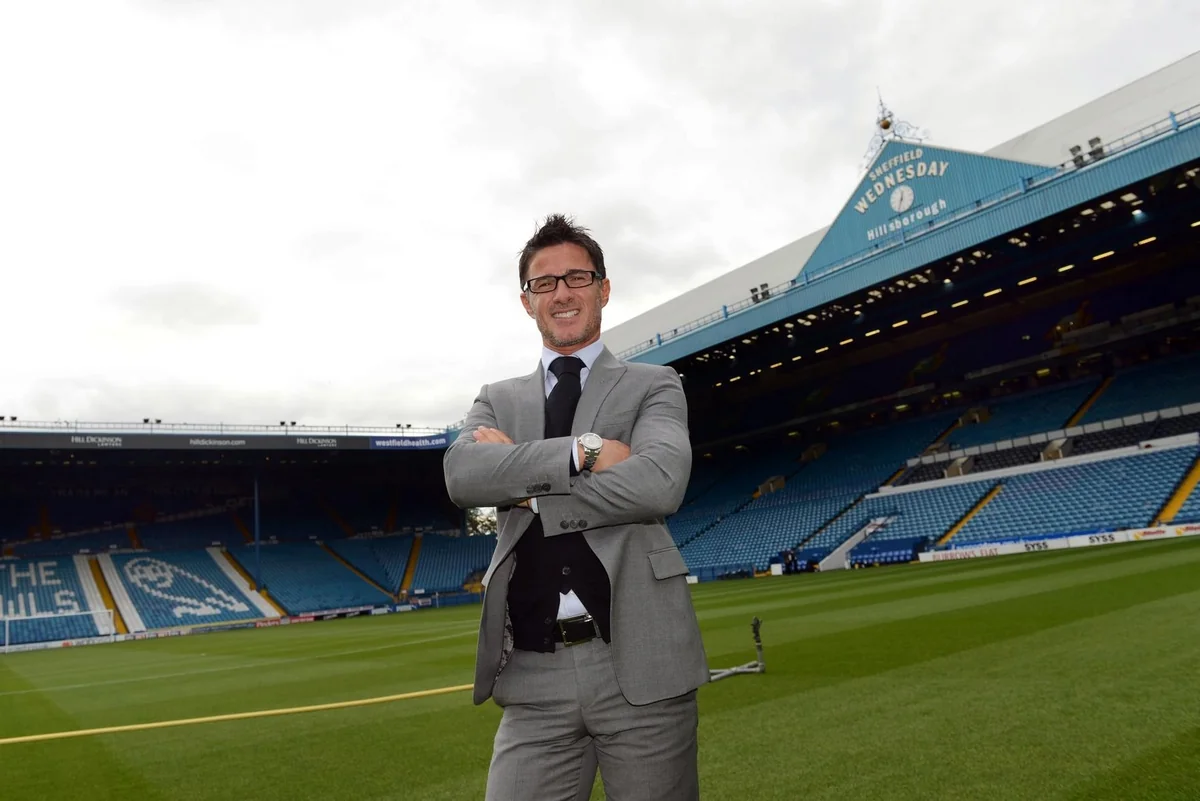 Millimizin məşqçisi İngiltərədə işləmək istəyir