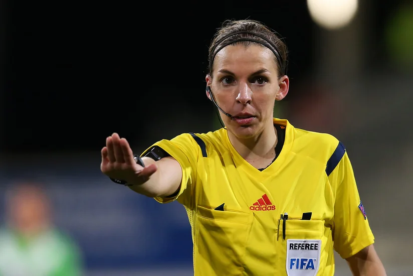 Avropa Liqası matçına ilk dəfə qadın baş hakim təyinat aldı