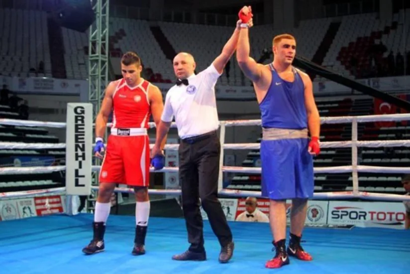 Азербайджанский боксер стал чемпионом Европы