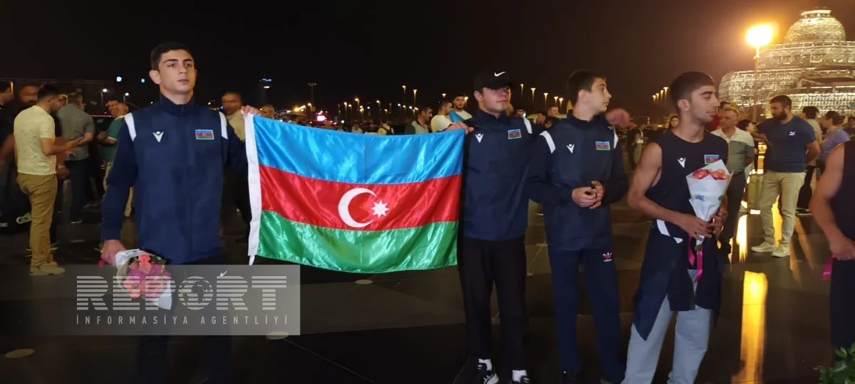 Avropa çempionu olan güləşçilərimiz Vətənə qayıdıblar