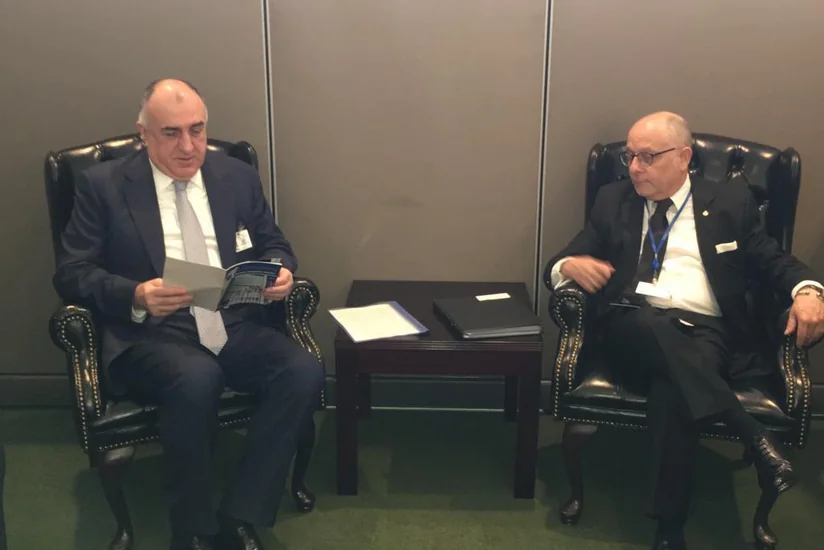 Elmar Məmmədyarov argentinalı həmkarı ilə görüşüb