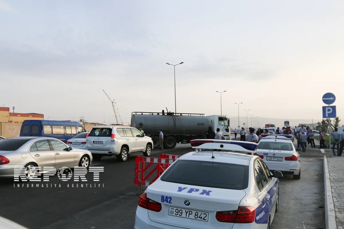 Rayon qeydiyyatında olan avtomobillərin Bakıya daxil olmasına qoyulan qadağanın tətbiqinə başlanılıb - FOTOREPORTAJ