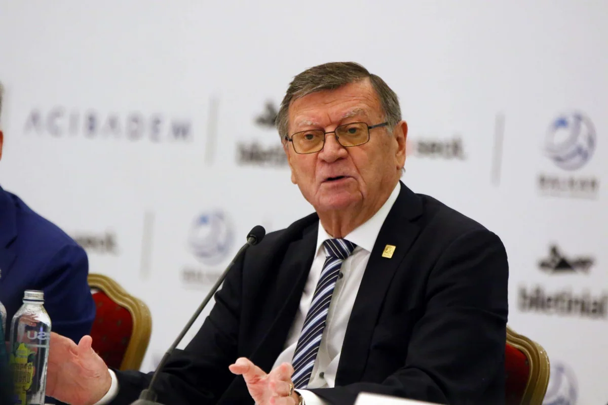 Avropa Voleybol Konfederasiyasının prezidenti Bakıya gəlir