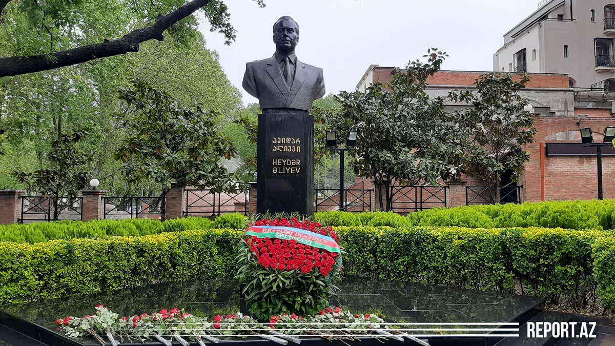 Gürcüstanda Azərbaycanın ümummilli liderinin xatirəsi anılıb