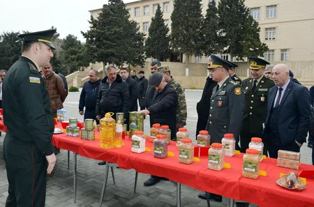 Hərbi liseydə orta ümumtəhsil məktəblərinin hərbi rəhbərləri ilə toplantı keçirilib