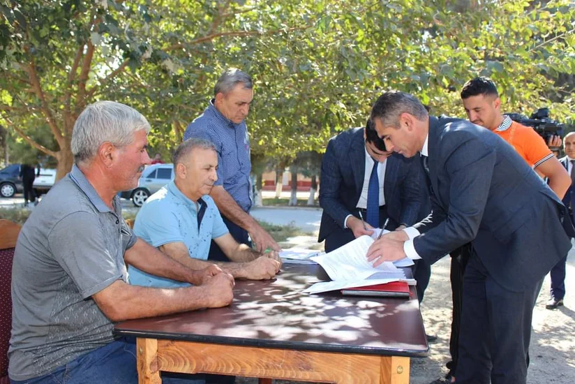 Bir qrup müharibə veteranına seçdikləri biznes istiqamətlər üzrə mal və materiallar təqdim edilib