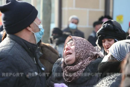 Xırdalanda dağıntılar altında qalan uşağın meyiti tapılıb