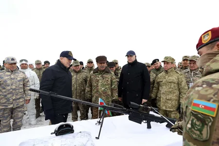 Главы оборонных ведомств Турции, Азербайджана и Грузии наблюдали за ходом учений