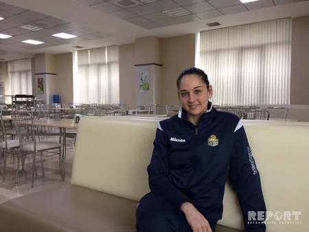 Valeriya Məmmədova: Karyeramı ailəmə qurban verdim - MÜSAHİBƏ