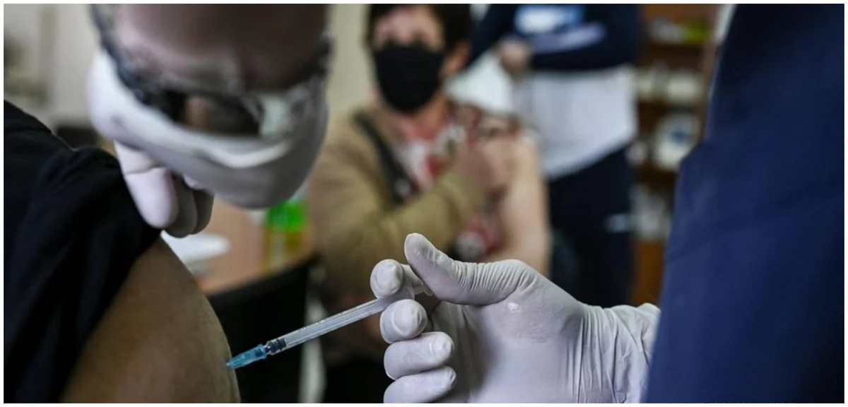 Italy introduces fines for unvaccinated elderly people