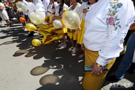 Bakıda məzunların “Son Zəng” həyəcanı - FOTOREPORTAJ - VİDEO