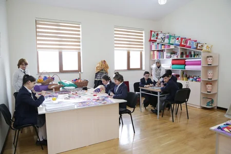 Bilgəhdə 11 saylı inteqrasiya təlimli internat məktəbi yenidənqurmadan sonra istifadəyə verilib
