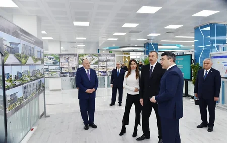 Президент Ильхам Алиев и первая леди Мехрибан Алиева приняли участие в открытии Губинского комплекса ASAN həyat