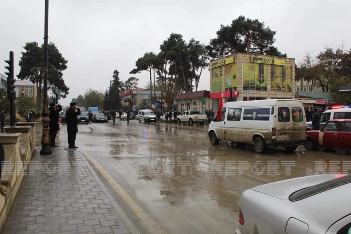 Biləsuvarda şəhidlərin xatirəsi yad edilib