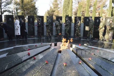 Qərb bölgəsində 20 Yanvar şəhidlərinin anım mərasimləri keçirilib