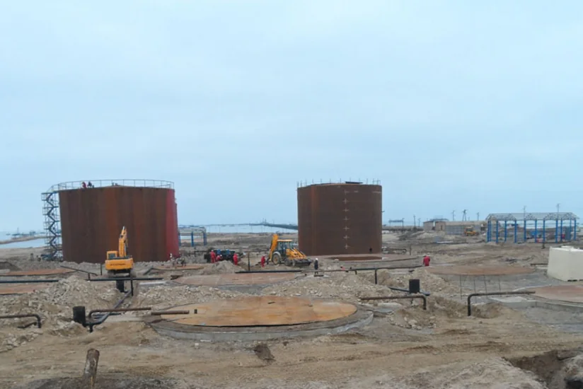 ​Pirallahıda yeni neft yığım parkı tikilir