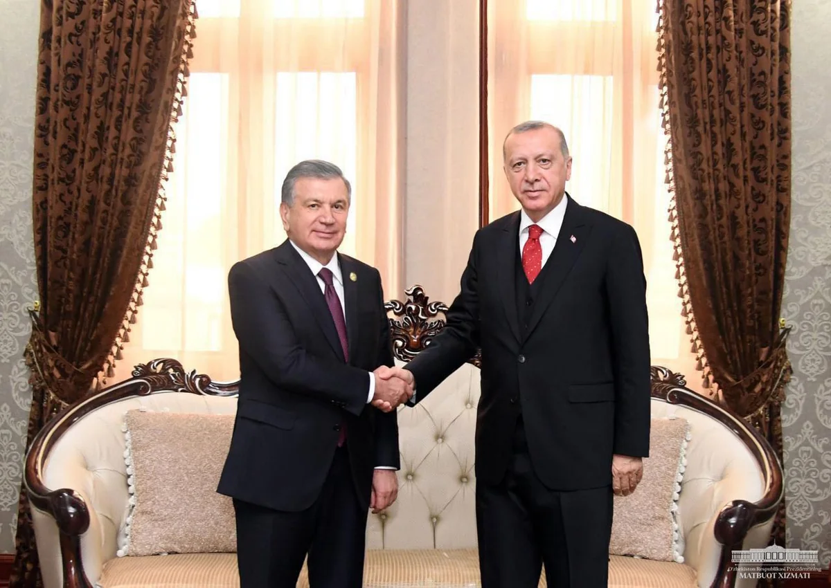 Ərdoğanla Mirziyoyev arasında telefon danışığı olub   