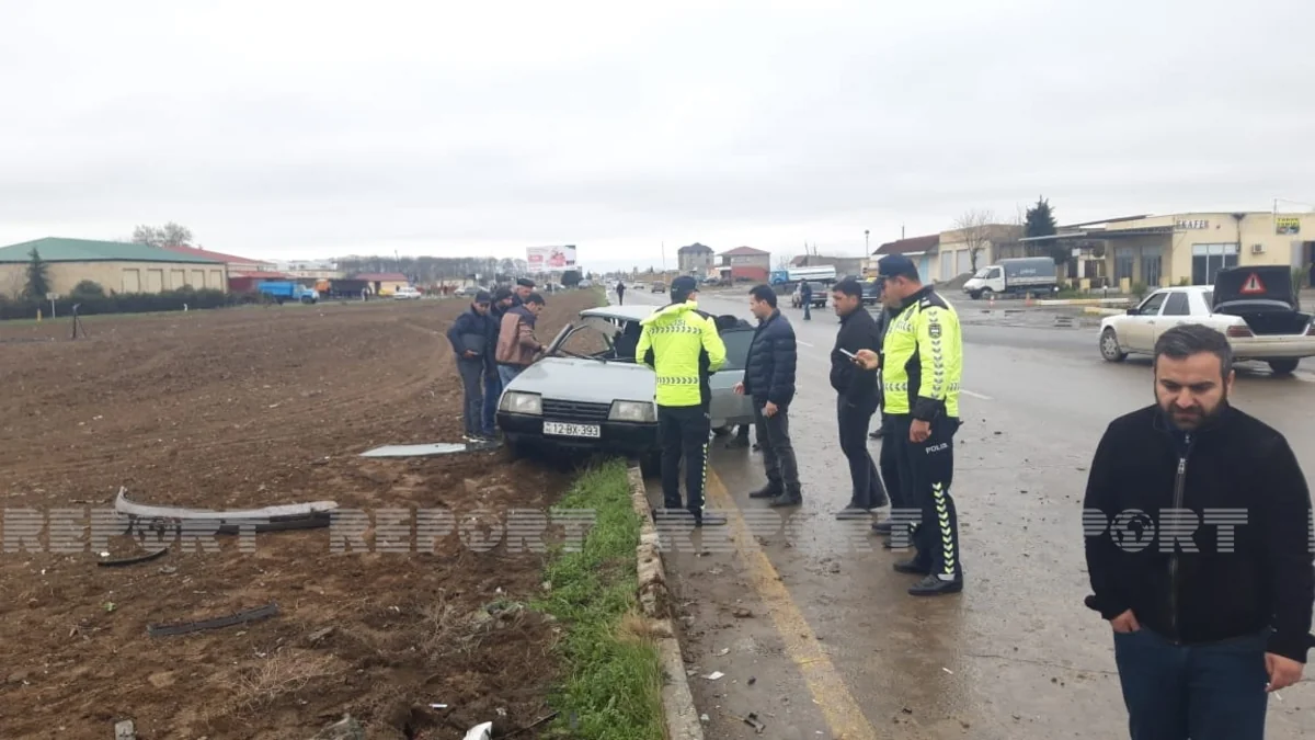 В Билясуваре столкнулись два автомобиля, есть пострадавшие