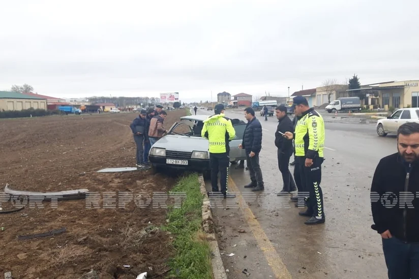В Билясуваре столкнулись два автомобиля, есть пострадавшие