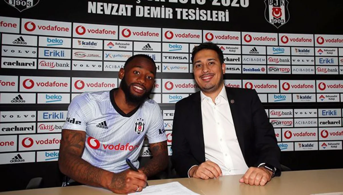 Beşiktaş Tottenhemin futbolçusu ilə müqavilə imzalayıb