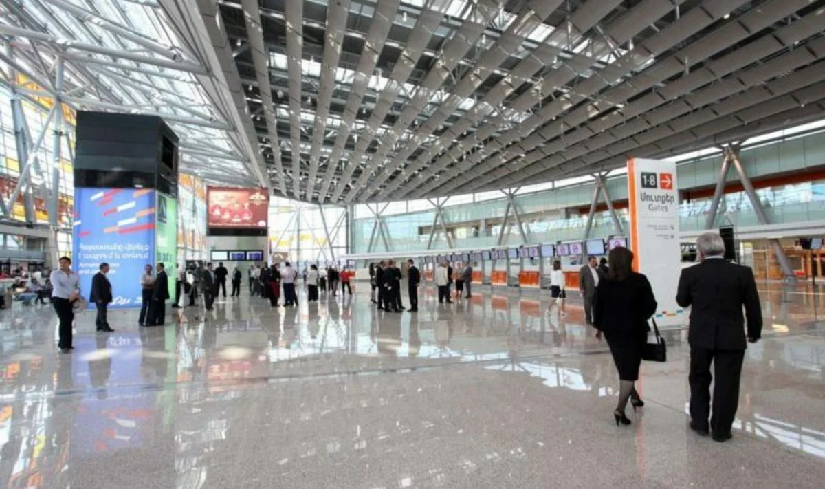 Number of people leaving Armenia by air soars