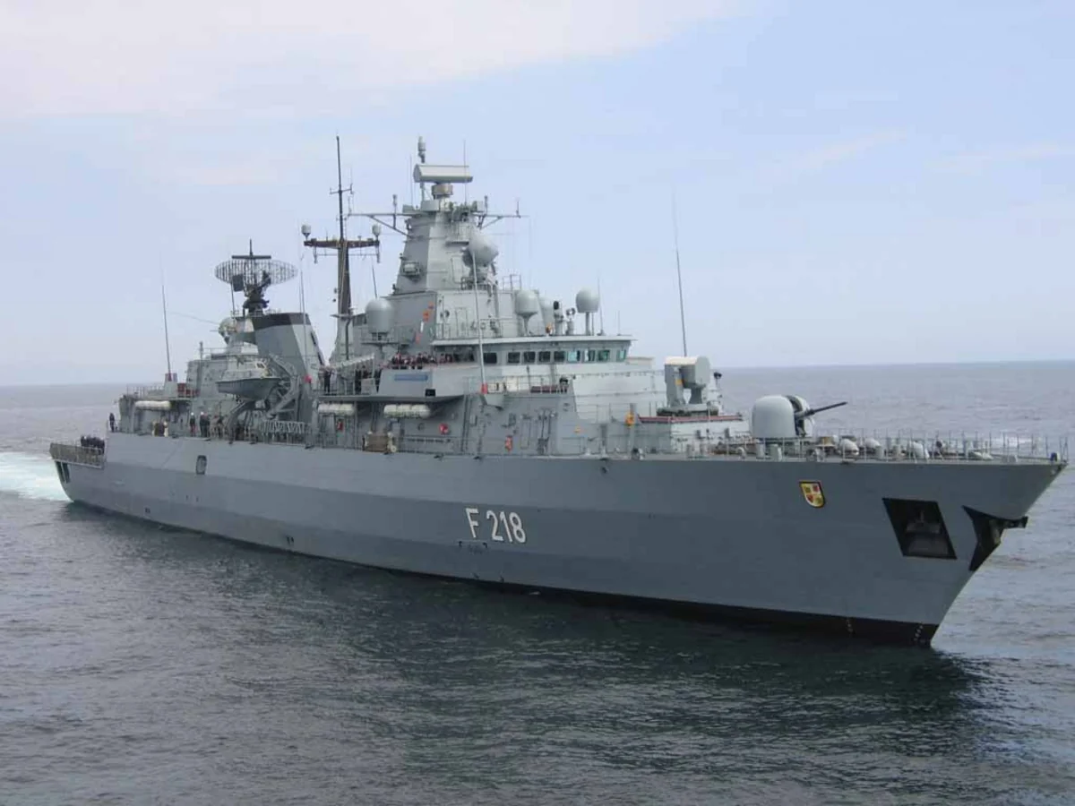 Фрегат ВМС ФРГ отразил атаку беспилотника на гражданские суда в Красном море