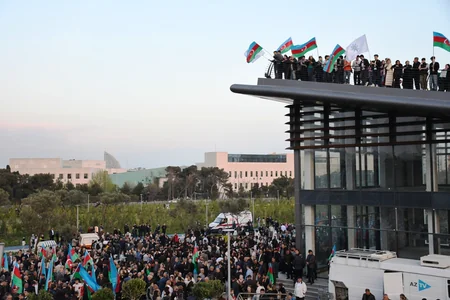 Bakıda Ulu Öndərin anadan olmasının 102 illiyi ilə əlaqədar klassik musiqi konserti keçirilib