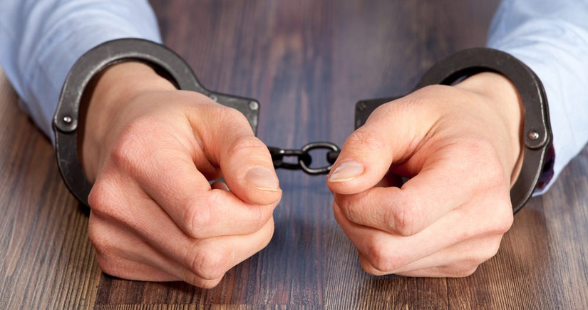 СМИ: В РФ задержан руководитель ПО компании Лукойл на Урале Ахмед Гаджиев