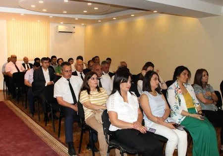 “İnsan Hüquqları Aylığı” çərçivəsində əmək hüquqlarına dair maarifləndirmə tədbiri keçirilib