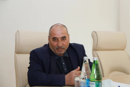 Mürsəl İbrahimov Lənkəranda vətəndaşları qəbul edib