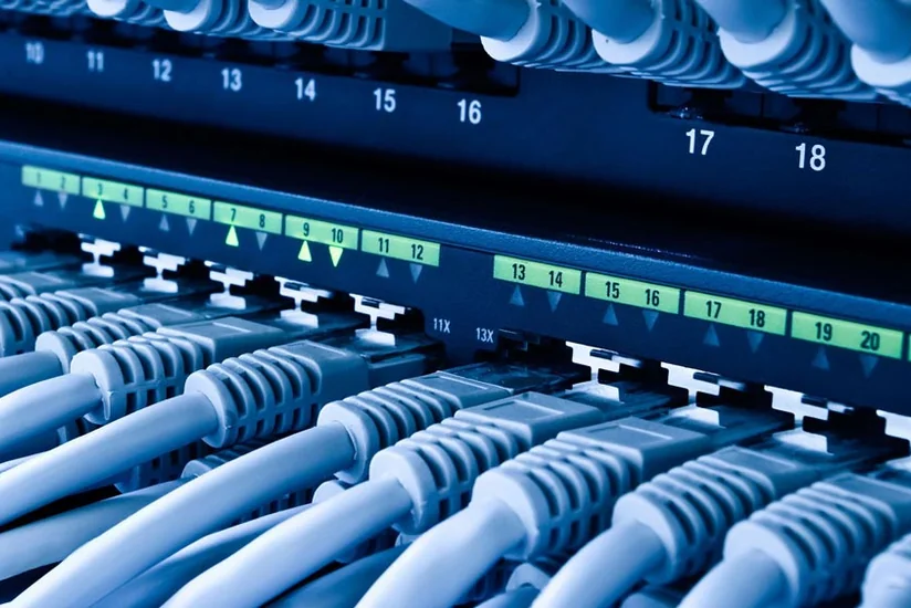 Azərbaycanda orta məktəblər fiberoptik kabellə internetə qoşulacaq