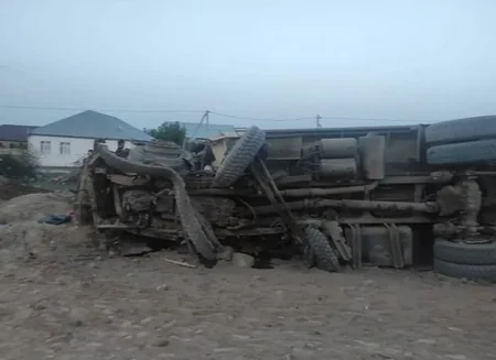 DYP Şəmkirdə baş verən ağır yol qəzası ilə bağlı görüntüləri yayıb