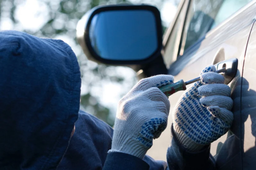 Bakı sakininin avtomobili dələduzluqla əlindən alınıb