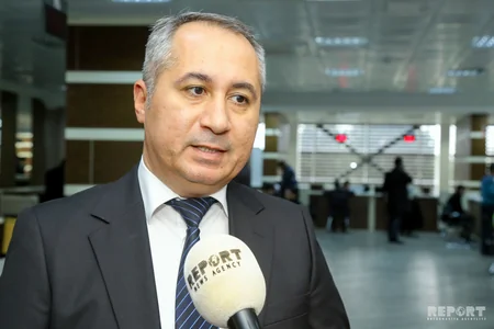Мужчина упал, схватившись за сердце, чтобы его жена прошла в суматохе без досмотра - РЕПОРТАЖ С ТАМОЖНИ