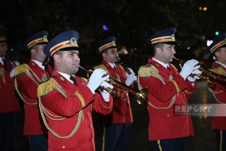 Bakıda Zəfər Günü münasibətilə hərbi orkestrlərin ifasında nümunəvi çıxışlar olub