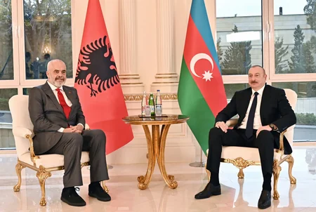 Azərbaycan Prezidentinin Albaniyanın Baş naziri ilə təkbətək və geniş tərkibdə görüşü olub - YENİLƏNİB-2