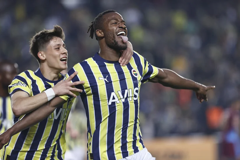 Türkiyə Super Liqası: Fənərbağça Trabzonspora qalib gəlib