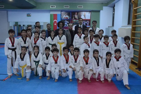Pierre-Alain Raphan visits Azerbaijan Taekwondo Federation