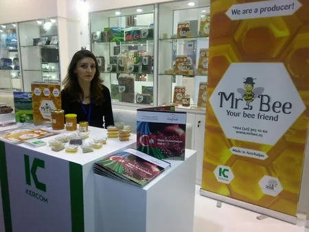 Azərbaycan məhsulları ilk dəfə Dubayda keçirilən “Gulfood 2017” sərgisində nümayiş olunub