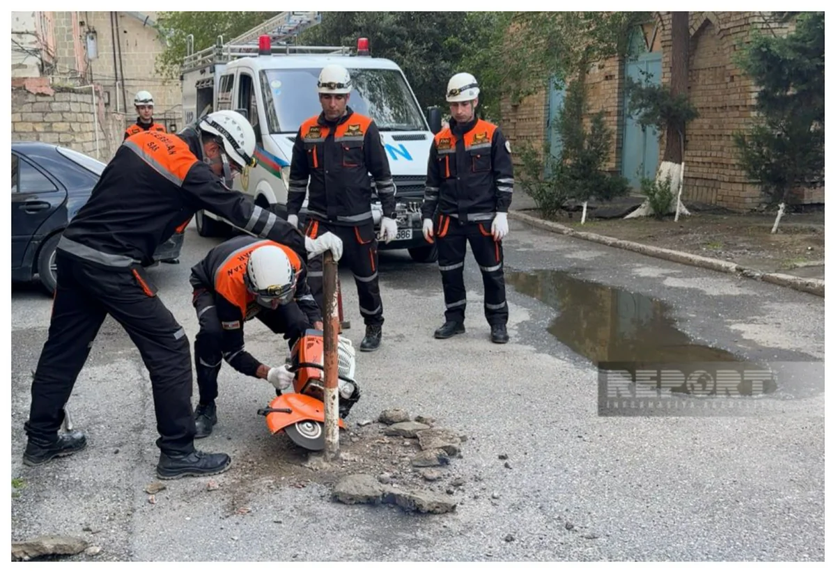 Sumqayıtda bəzi yaşayış binalarının qarşısında qanunsuz quraşdırılmış maneələr sökülüb