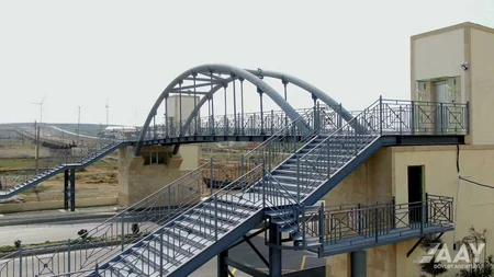 Azərbaycanda daha iki yerüstü piyada keçidi istifadəyə verilib