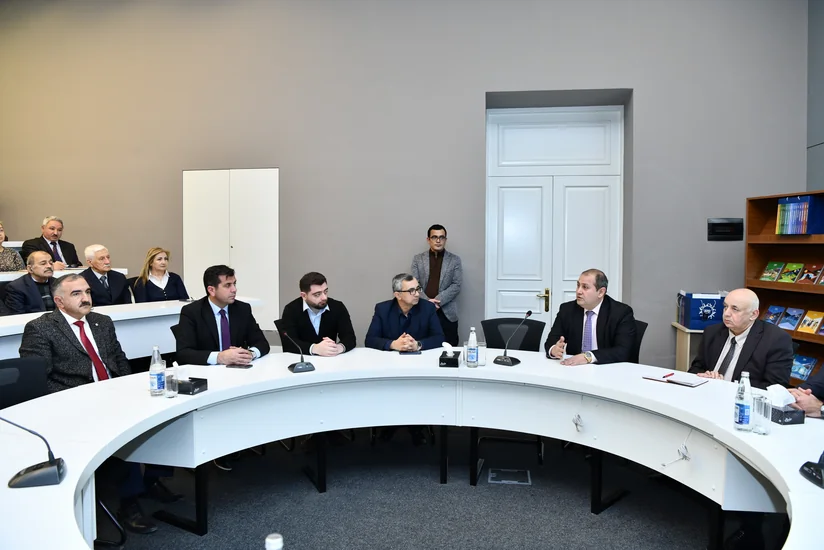 ADNSU-da 16 kitabdan ibarət Texniki-Populyar seriya təqdim edilib