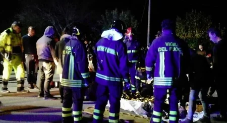 Six people killed as night club crowd in Italy