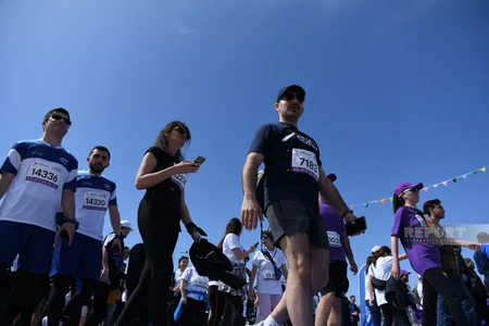 Heydər Əliyev Fondunun təşəbbüsü ilə keçirilən “Bakı Marafonu 2024” start götürüb